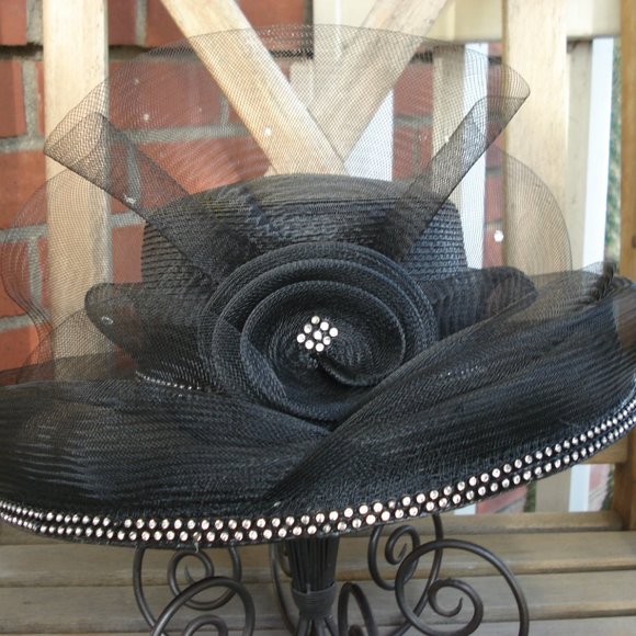 Vintage Lady Hat In Black - Picture 8 of 8